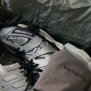 Balenciaga track